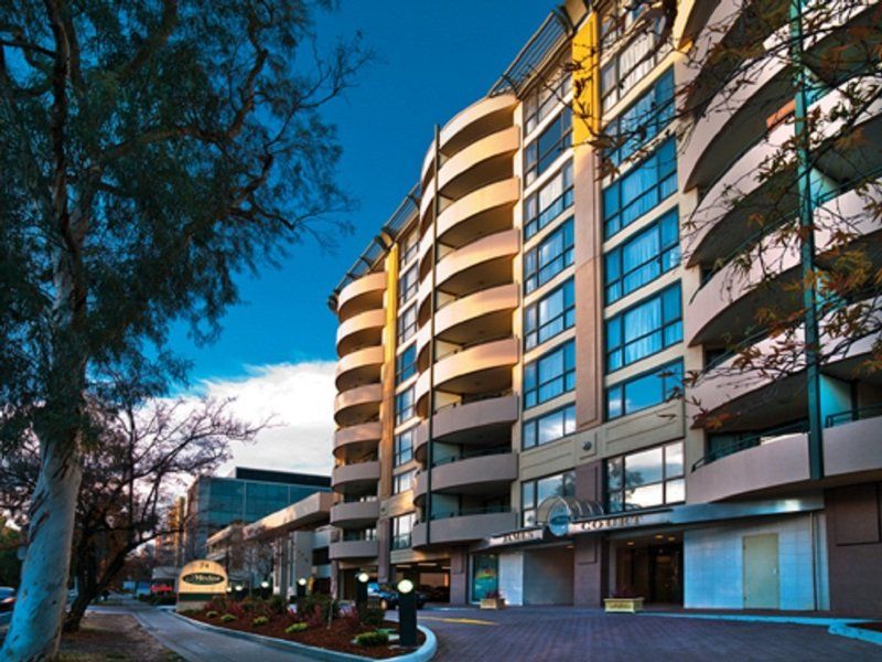 Adina Serviced Apartments Canberra James Court Exterior photo
